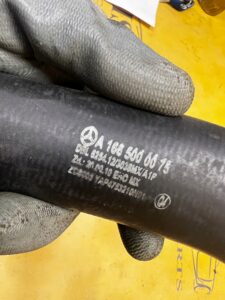 RURA RURKA PRZEWÓD WĄŻ WODY MERCEDES GLS X166 450 3.0 B V6