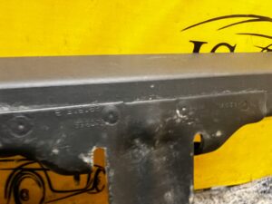 BOCZNY STOPIEŃ PRÓG PRAWY FORD BRONCO 21-