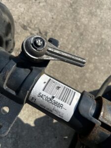 NOGA ZWROTNICA AMORTYZATOR PRZÓD LEWY LEWA RENAULT MEGANE IV