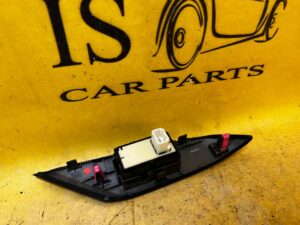 PRZEŁĄCZNIK SZYBY PASAŻERA PRAWY TYŁ LEXUS RX 450H III 3 AL10