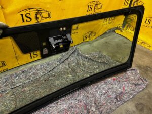 SZYBA PRZÓD CZOŁOWA PRZEDNIA RARAR KAMERA 2022R FORD BRONCO 21-