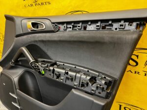 BOCZEK TAPICERKA DRZWI PRZÓD PRAWY PORSCHE CAYENNE 7P5 LIFT BOSE