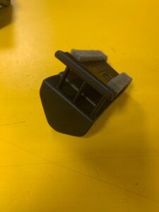 PRAWA KRATKA NAWIEWU DESKI GÓRNA JEEP WRANGLER JL