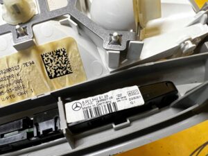 LAMPKA OŚWIETLENIE PODSUFITKI TYŁ MERCEDES GL X166 GRAY