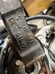 ZWROTNICA PIASTA ZACISK PRZÓD PRZEDNIA LEWY LEWA NISSAN E-NV200 EVALIA