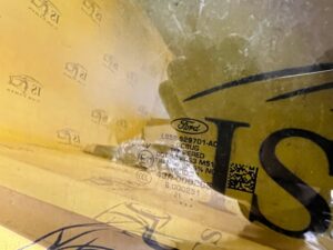 SZYBA KAROSERYJNA BŁOTNIKA TYŁ TYLNA LEWY LEWA FORD EXPLORER VI MK6 2021R