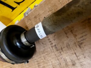 PÓŁOŚ TYŁ TYLNA PRAWA PRAWY RANGE ROVER VELAR L560