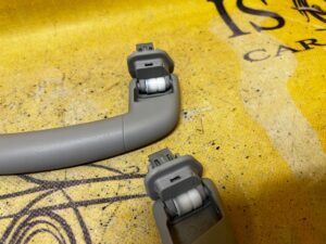 KOMPLET RĄCZKI UCHWYTY PODSUFITKI SKODA SCALA SEAT VW