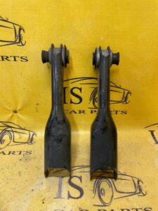 WAHACZ PRAWY TYŁ LAND ROVER L462 DISCOVERY V