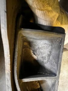 WAHACZ TYŁ TYLNY PRAWY RANGE ROVER VELAR L560