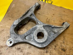 WAHACZ TYŁ TYLNY LEWY MERCEDES GLS X166