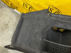 BOCZEK TAPICERKA BAGAŻNIKA PRAWY PRAWA AUDI A8 D4 4H