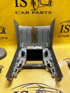 OSŁONA RAMKA TUNELU TYŁ RANGE ROVER VOGUE L405