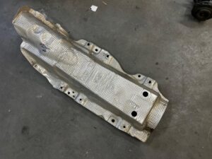 BLACHA OSŁONA TERMICZNA DACIA DUSTER II 2