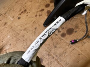 LUSTERKO ZEWNĘTRZNE PRAWE 18 8+10 PIN KAMERA ASYSTENT MERCEDES GLS X166 890