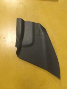 OSŁONA ZAŚLEPKA PLASTIK PEUGEOT 5008 P87 N.M. 17R