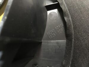 OSŁONA RAMKA LICZNIKÓW ZEGARÓW INFINITI Q30 QX30