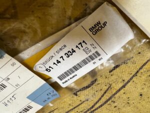 EMBLEMAT NAPIS ZNACZEK XDrive 40i BMW X5 E70 LIFT 40iX NOWY OEM