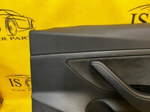 BOCZEK DRZWI PRZÓD PRZEDNIE PRAWE PRAWY TESLA MODEL 3