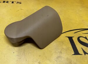 UCHWYT RĄCZKA MASKI POKRYWY SILNIKA PORSCHE MACAN 95B