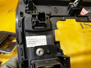 RAMKA PANEL WYBIERAKA SKRZYNI BIEGÓW RENAULT SCENIC IV EU