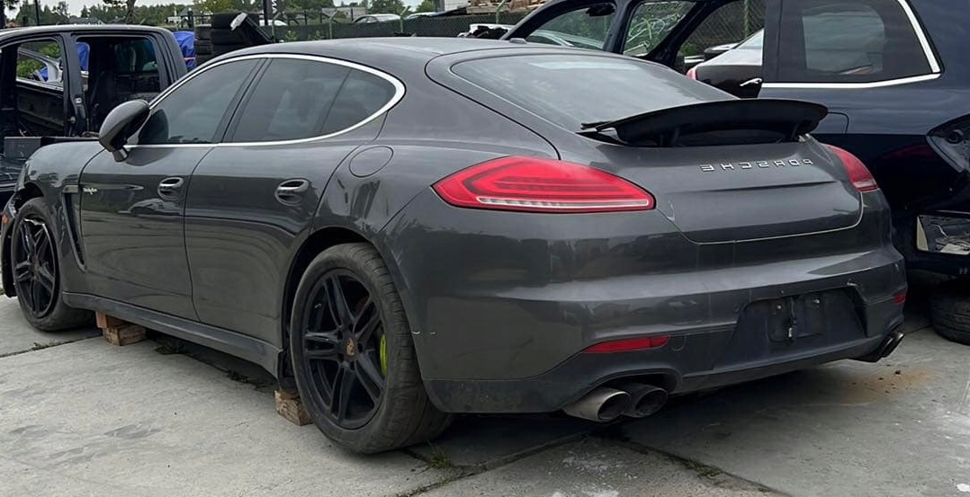 KASTA KAROSERIA DOKUMENTY PORSCHE PANAMERA E-HYBRID 970 LIFT 2016