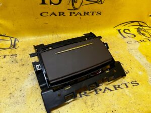 SCHOWEK POPIELNICZKA TUNELU DESKI KONSOLI AUDI A8 D4