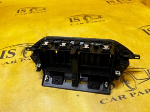 PANEL STEROWANIA KLIMATYZACJI KRATKA NAWIEWU ŚRODKOWA PEUGEOT 2008 II EU