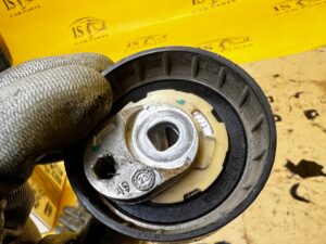 NAPINACZ PASKA ROZRZĄDU RENAULT DACIA NISSAN MERCEDES 1.5 BLUE DCI