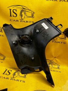 POSZYCIE SŁUPKA LEWE JEEP GRAND CHEROKEE WK2