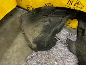 NADKOLE KOMPLETNE PRZÓD LEWY PORSCHE MACAN 95B