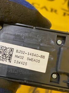 PRZEŁĄCZNIK PANEL SZYB LUSTEREK PRZÓD LEWY RANGE EVOQUE L538 3 DRZWI EU