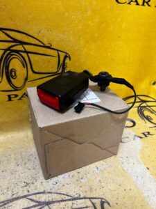 ZAPINKA ZAMEK KLAMRA PASA TYŁ LEWY LEWA BMW 2 F46 GRAN TOURER NOWA OEM