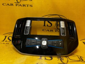 RAMKA KRATKI EKRANU NAWIGACJI KLIMY NISSAN E-NV200