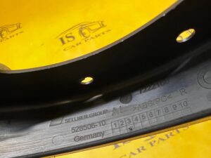 OSŁONA ZAWIASU KLAPY TYŁ BAGAŻNIKA PRAWA PRAWY BMW 5 F11