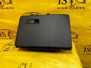 SCHOWEK PASAŻERA DESKI KONSOLI PRAWY FORD BRONCO 21-