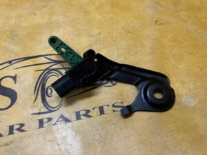 CZUJNIK POZIOMOWANIA ŚWIATEŁ PORSCHE MACAN 95B