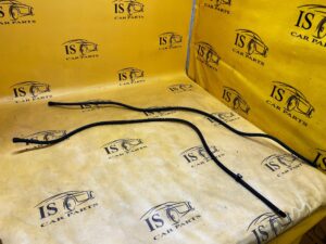 RURA SPUSTOWA ODPŁYW WODY Z SZYBERDACHU TYŁ PORSCHE PANAMERA 970 I LIFT