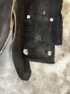 KOMPLET MATA DYWAN WYKŁADZINA PODŁOGI PRZÓD CHEVROLET CORVETTE C5 97-04