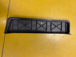 OSŁONA PRZEGRODA BAGAŻNIKA RENAULT MEGANE IV SEDAN