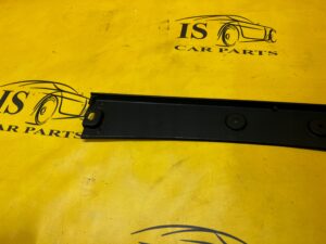 LISTWA OSŁONA BLENDA ŚRODKOWA RYNIENKI BAGAŻNIKA BMW X6 F16