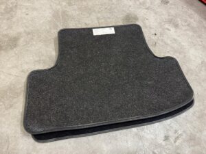 KOMPLET DYWANIKI WYCIERACZKI WELUROWE ORYGINALNE VW T-ROC 2GA