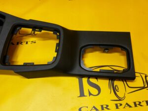 PANEL RAMKA OSŁONA TUNELU ŚRODKOWEGO DACIA DUSTER II 2