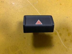 PRZYCISK ŚWIATEŁ AWARYJNYCH PEUGEOT 508 II 19R