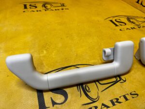 KOMPLET RĄCZKA RĄCZKI UCHWYTY PODSUFITKI PORSCHE CAYENNE 7P VW TOUAREG 7P