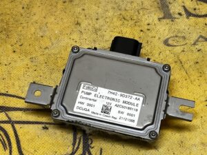 MODUŁ STEROWNIK POMPY PALIWA RANGE ROVER EVOQUE L538