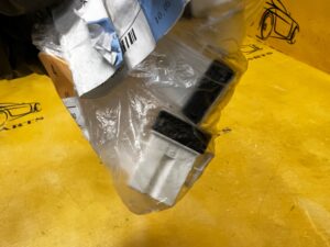 OBUDOWA WTYCZKI KABLOWEJ BMW 3 E30 E36 5 E34 6 E24 7 E32 NOWA OEM