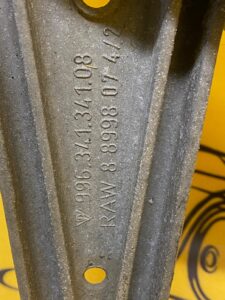 WAHACZ PRZÓD PRAWY PORSCHE 911 996 987