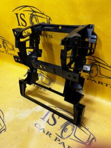 STELAŻ DESKI ROZDZIELCZEJ RANGE ROVER VOGUE L405