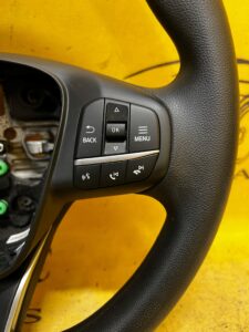 KIEROWNICA PRZYCISKI MULTIFUNKCJI FORD KUGA MK3 ESCAPE MK4 1.5 EB